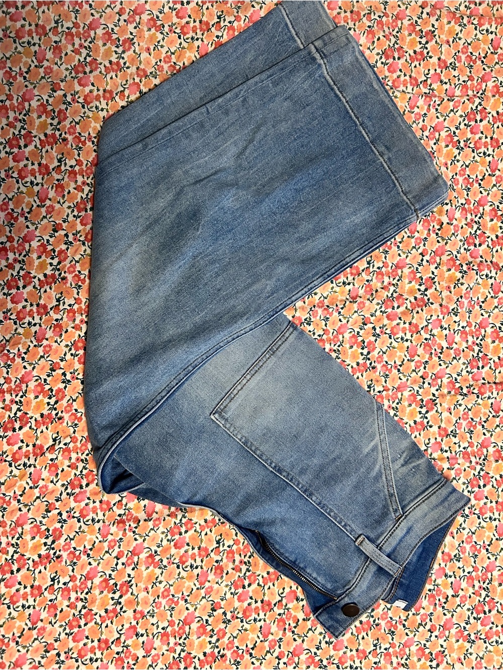 Wrangler High-Rise Crop Wide Leg Jeans